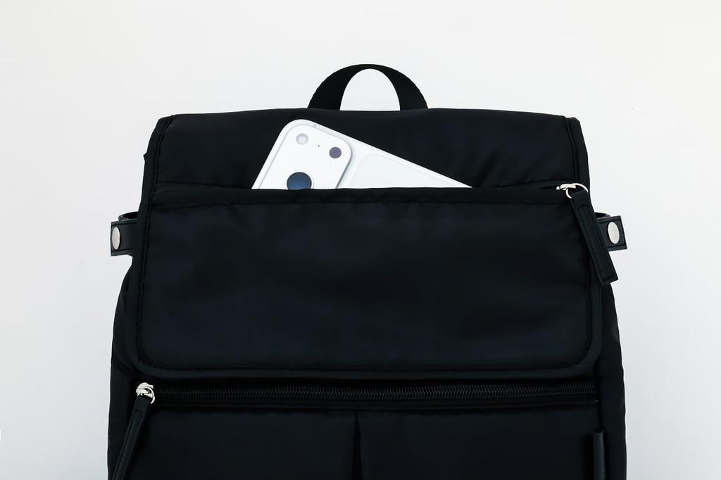 Y'SACCS Bestselling Backpack Made Lighter! Daily Backpack Book for Everyday Use (Takarajima-sha Brand Mook)