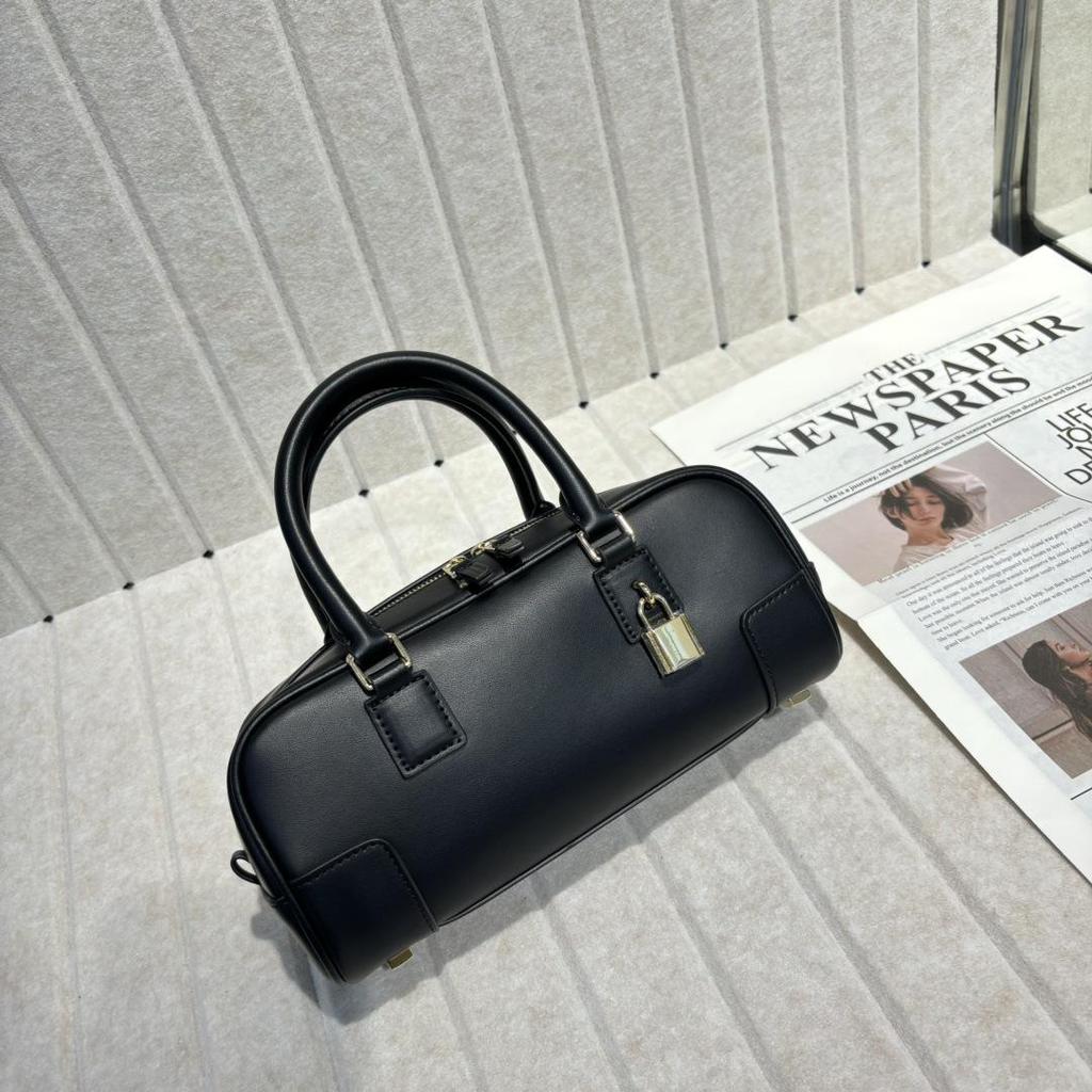2025 Women's Cowhide Boston Bowling Bag: Versatile Shoulder & Messenger Bag for Commuting & Fashion