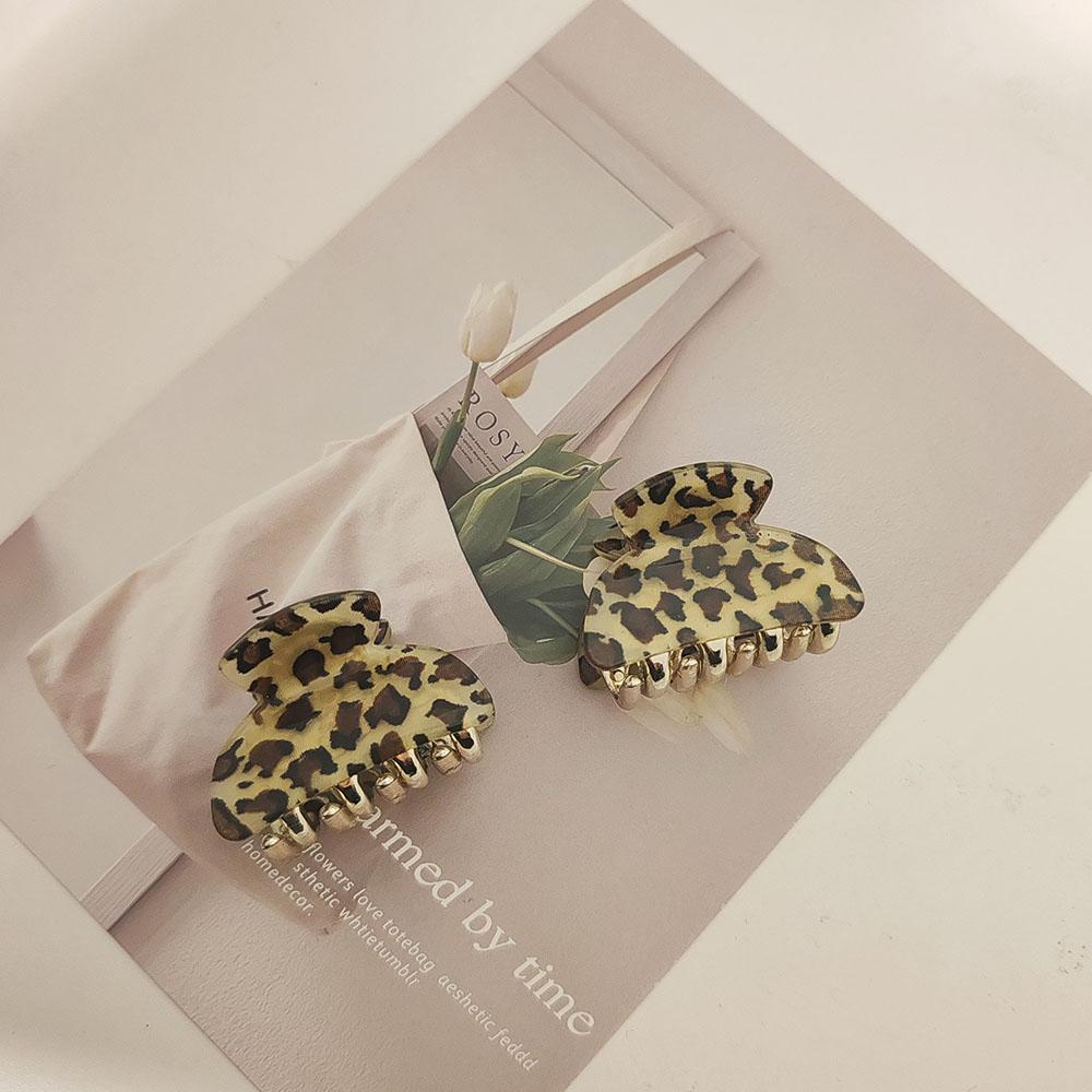 

2PC European and American 4cm Leopard Hair Claw Clips for Women Girls Korean Hair Grips Accessories Ornament