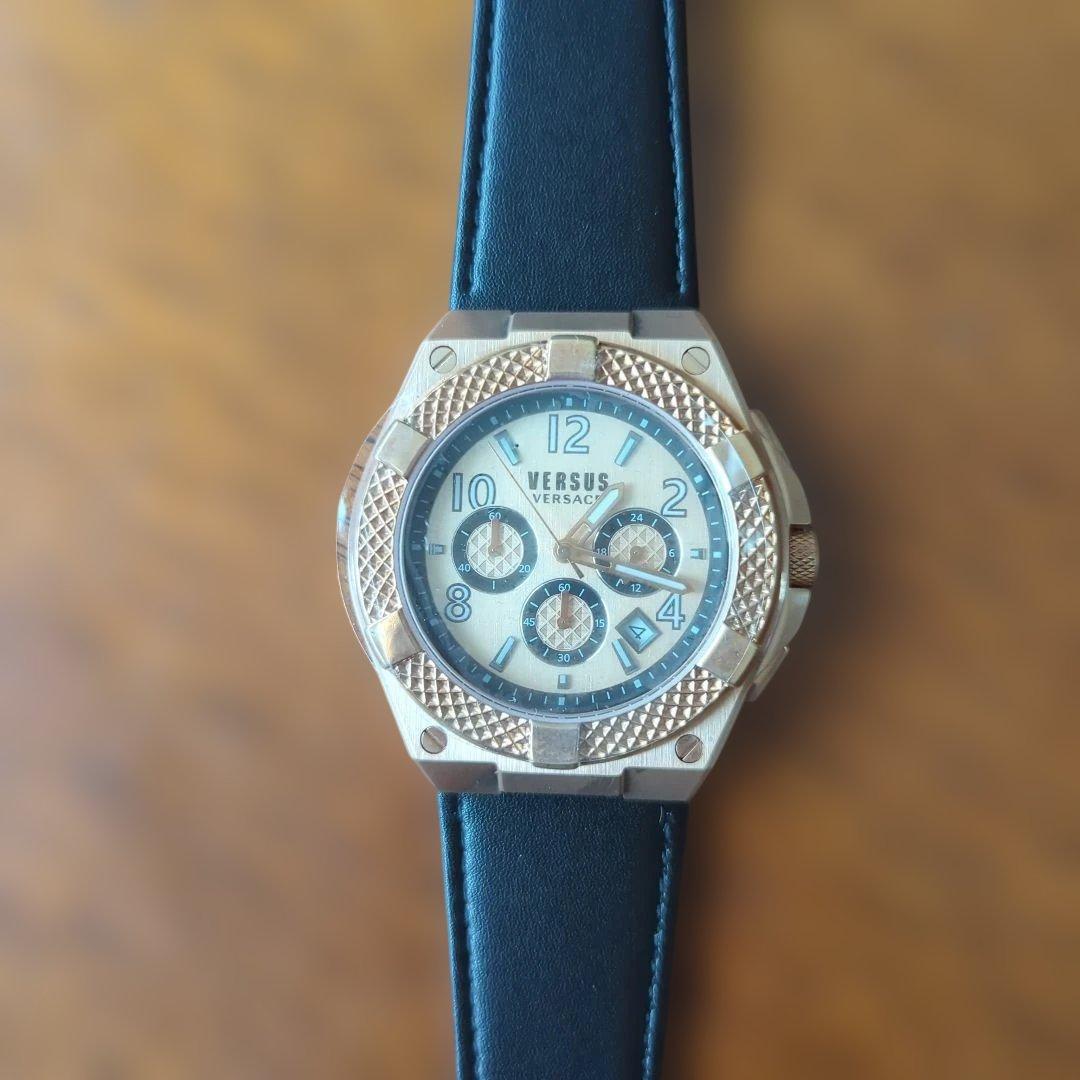 Used [Unused] Versus watch quartz