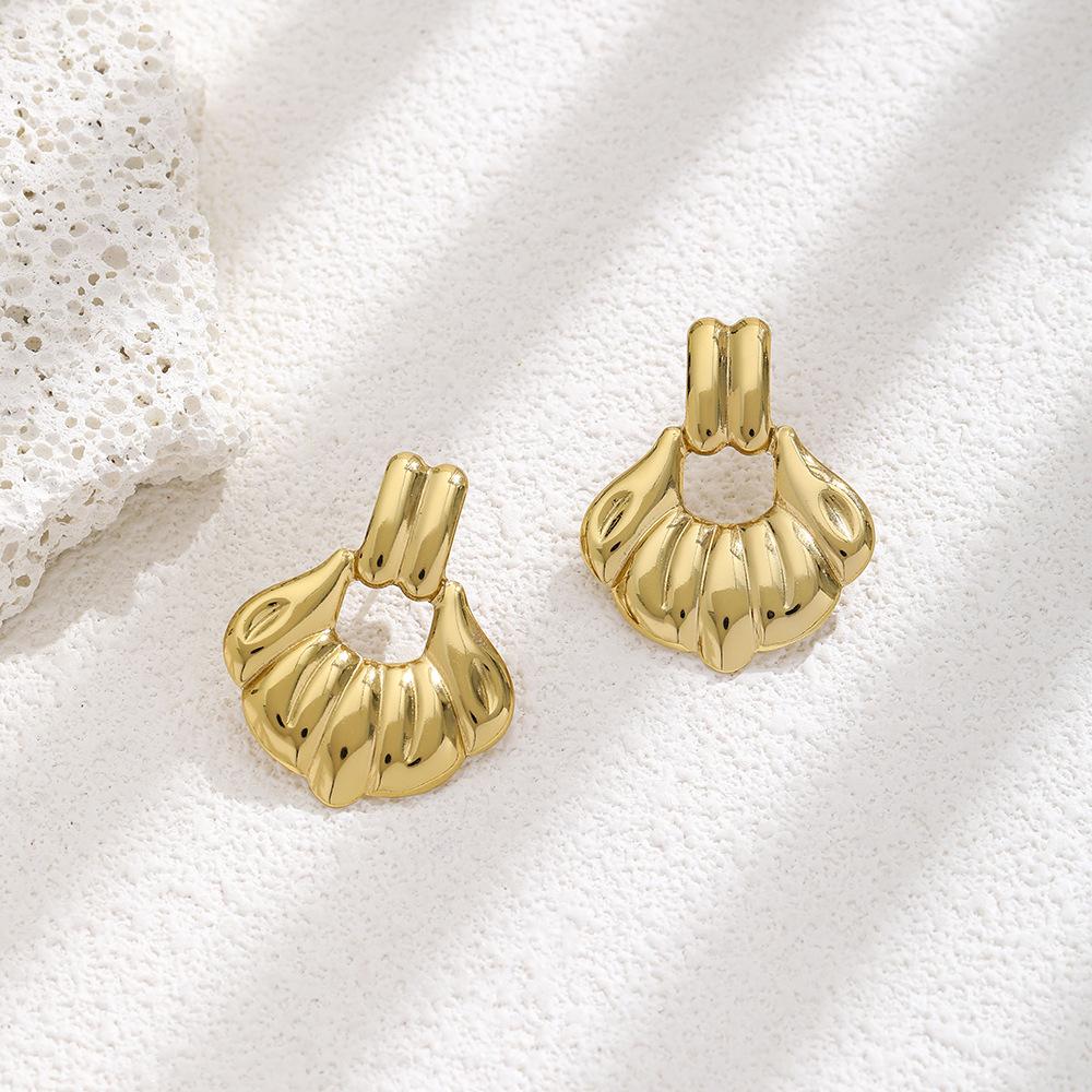 Exaggerated Geometric Texture Stainless Steel Stud Earrings Women'S Personality Niche Design Earrings Light Luxury High-End Earrings