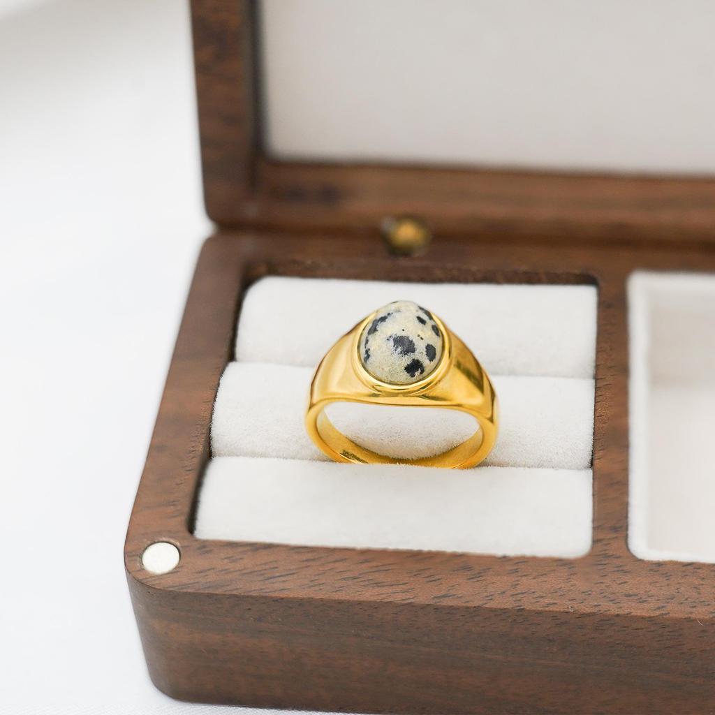 2022 Retro Style 18K Gold-Plated Titanium Steel Hip-Hop Agate Ring for Women