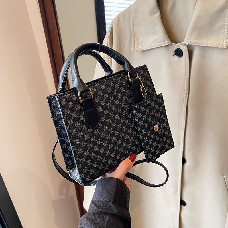 

2023 Women s Retro Plaid Handbag - High-End Fashion Shoulder & Crossbody Bag чорний