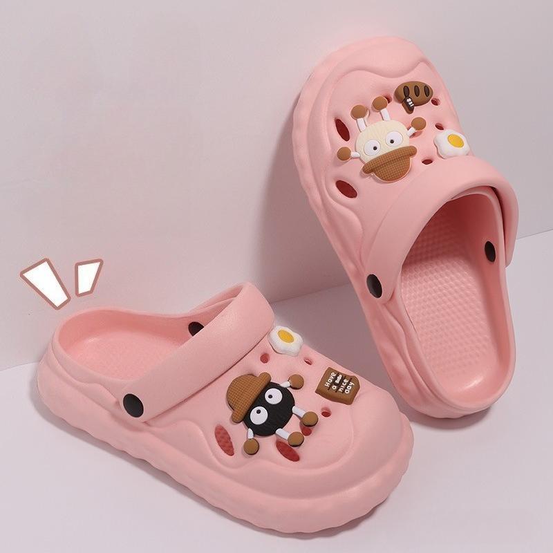 Stepping On Poop Feeling Cool Slippers Anti Slip and Wear-resistant Height Increasing Outdoor Hole Shoes