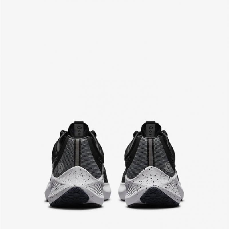 Nike Running ShoeS Women S Zoom Winflo 8 Shield Dc3730 001 P2211