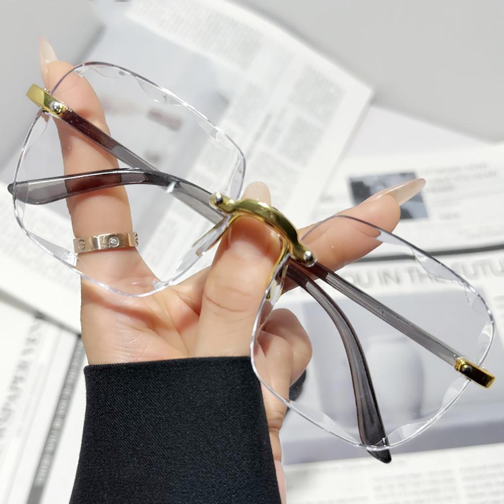 New Rimless Oval Sunglasses Women Men Fashion Sun Glasses Gradient Decor Shades Casual Ultra Light Driving Shades Eyewear