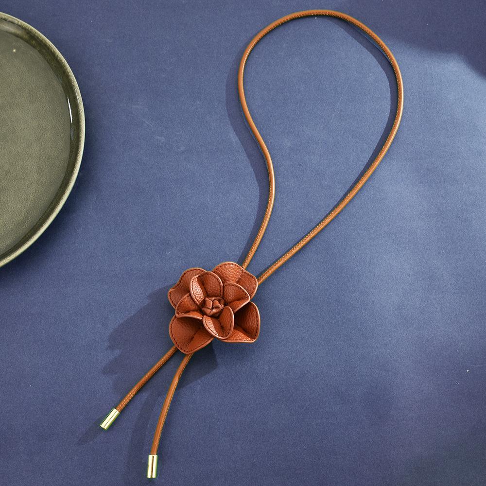 

Handmade Chic Floral Rose Choker Necklace For Women With Unique Mixed Craftsmanship Material Coffee