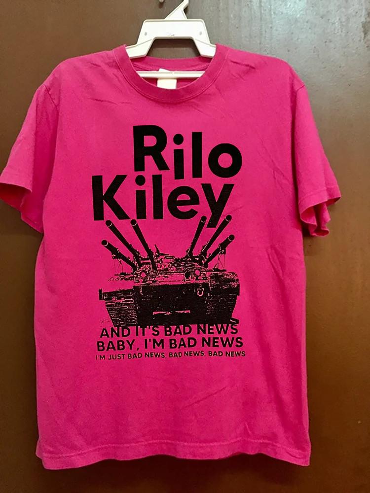 Rilo kiley And It s Bad News Baby Im Bad News Low Level Pink Shirt OM1836 Unisex T-Shirt XXL