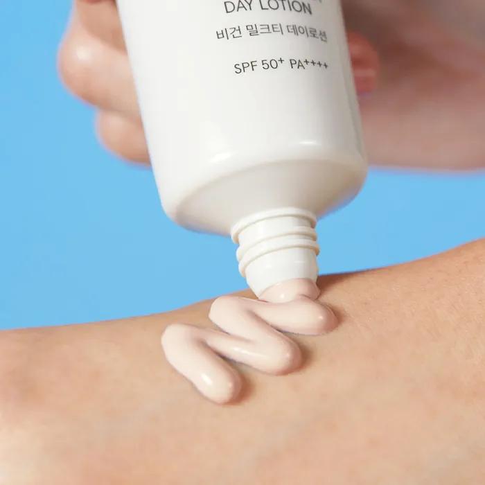 [Hwajalmeok] Vegan Milk Tea Day Lotion SPF 50