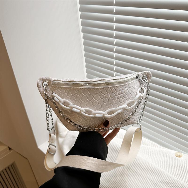 

Chain small bag women s 2025 super fire tide high-end sense texture fashion niche unique single shoulder crossbody chest bag fanny pack білий
