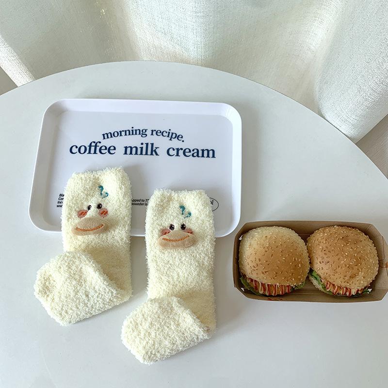 Little Yellow Duck Coral Fleece Socks Women'S Winter Warm Home Sleeping Socks Medium Tube Fleece Cartoon Outer Wear Girls Socks