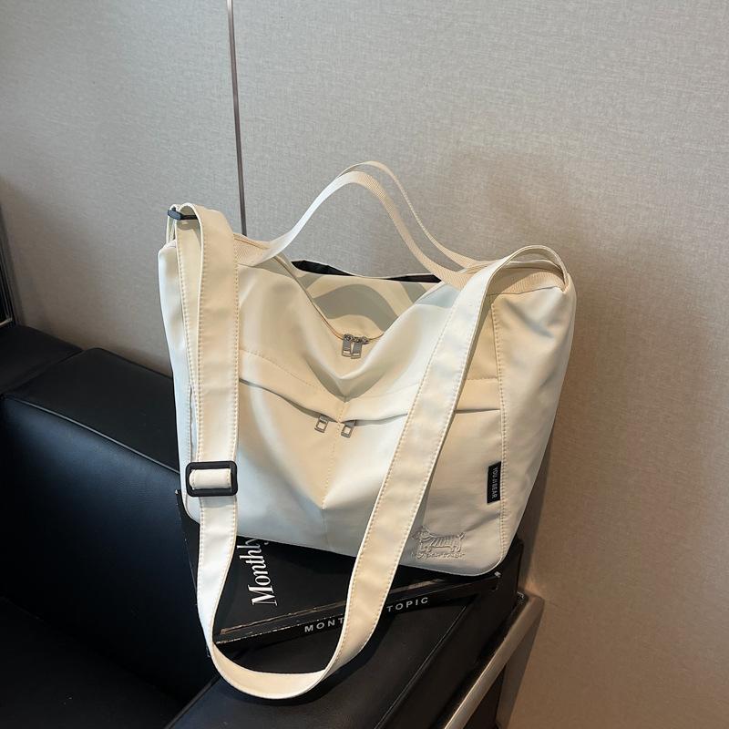 Lazy wind large-capacity bag women's new versatile shoulder messenger bag casual commuter dumpling bag