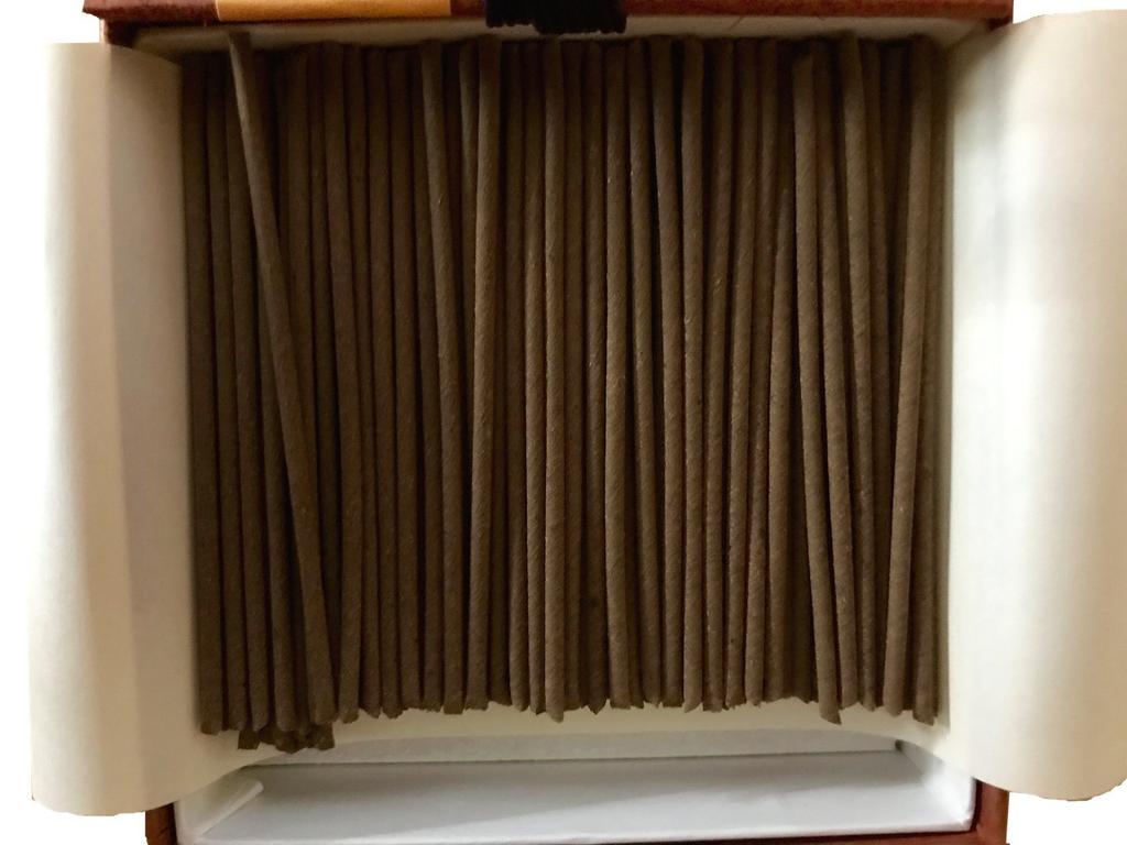 Minori-en Fuuin Mini Size (Agarwood) A Subtle Fragrance That Enchants Daily Visitors. Enhancing Your Entrance or Shop with Fragrance. Fuuin Agarwood