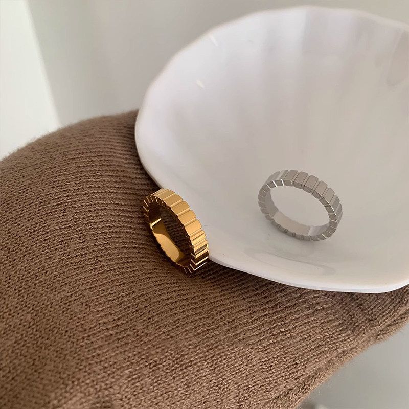 Titanium Steel No Fading Fashion Ins Gold and Silver Color Stripes Index Finger Ring Fashion Simple Cold Style Fancy Simple Bracelet