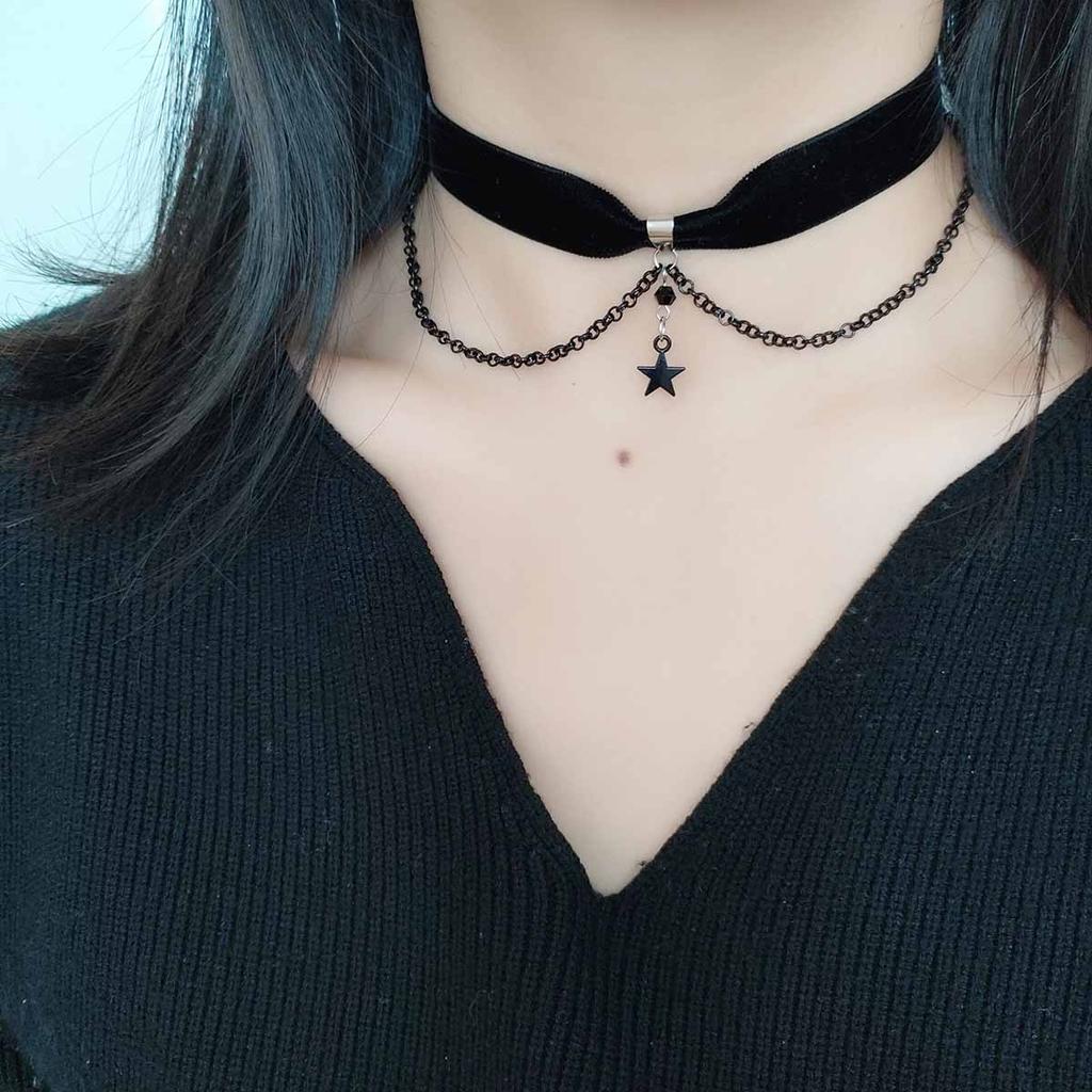 Dark Gothy-style black velvet belt, chain, tassel, star pendant, choker collar, neckband, necklace, women's accessories