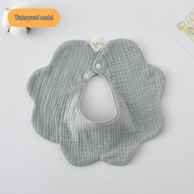 Dwustronny, wodoodporny śliniaczek dla niemowląt w stylu koreańskim z płatkami, wykonany w 100% z gazy bawełnianej