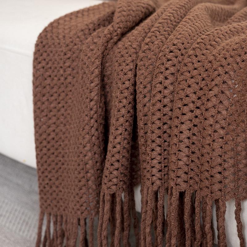 Hollow Grid Knit Blanket – Spring & Summer Wool Cover for Sofa, Office, or Bed.
