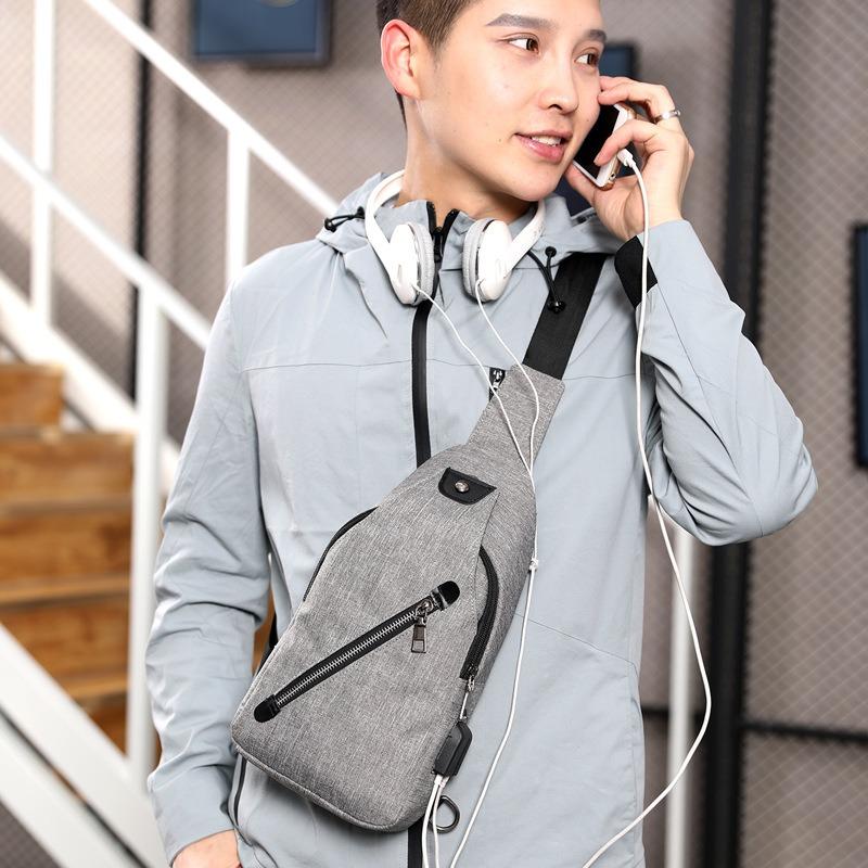 New fashion sports backpack, rechargeable men's breast bag, outdoor leisure shoulder bag.