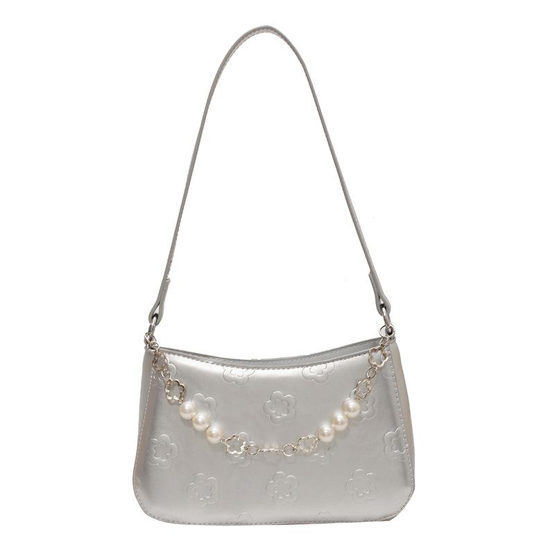 

Простая маленькая квадратная сумка женская новая осенняя нишевая модная трендовая жемчужная высококлассная повседневная универсальная сумка-мессенджер серебряный