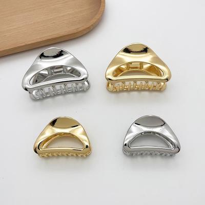 Cross-Border Triangle Shark Hair Clip - Cold Style Fluffy Hair Claw for Women