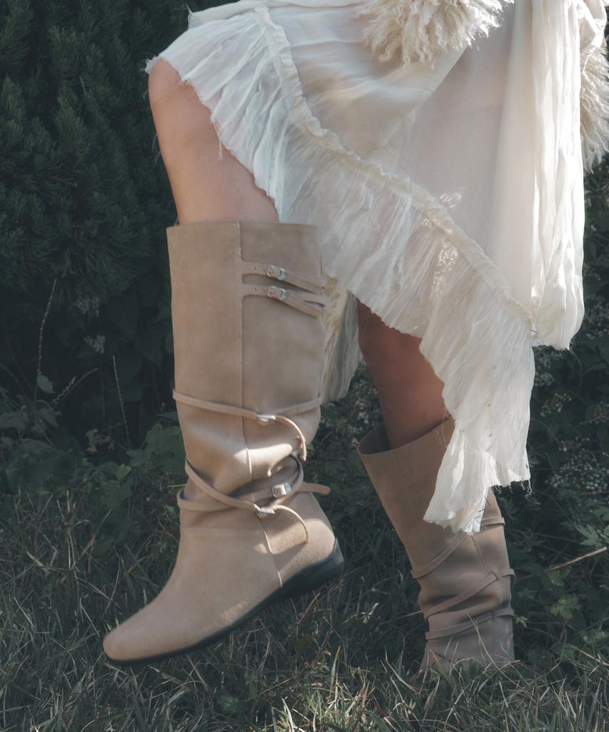 Moodnight Pia Comfort Sole 5-Belted Long Boots | Detachable Belt - 3 Colors