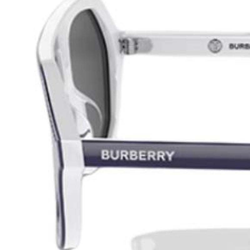 Burberry Temples Are Engraved with the Brand's Logo Acetate Aviator Sunglasses Children's Blue