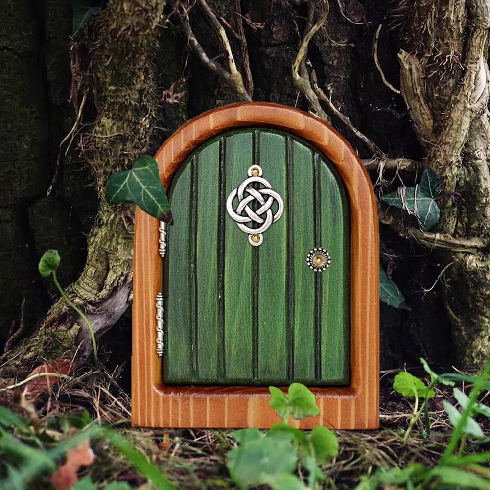 Miniature Wooden Fairy Door Sculpture for Outdoor Yard Art Garden Tree Decor Creative Elf Door Figurines With Engraved Design