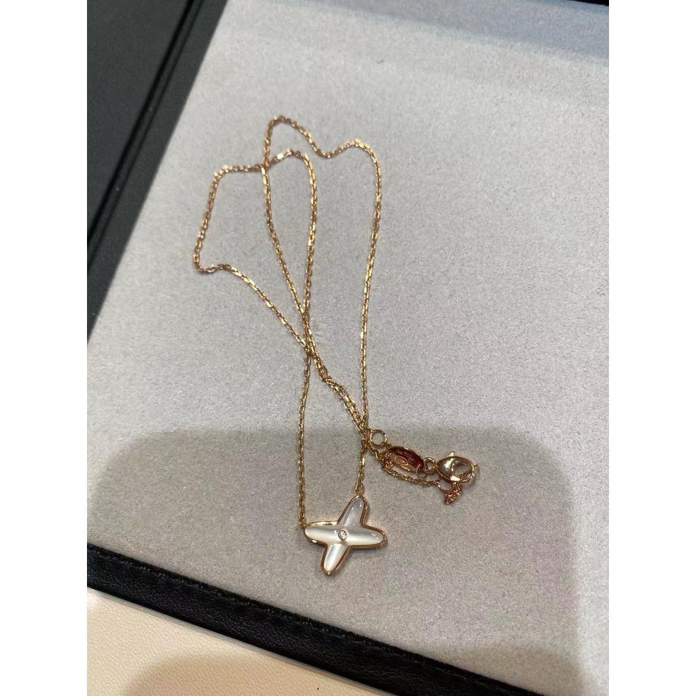 Shangmeigao Version White Fritillary Cross Necklace Women s Natural Fritillary Pendant Plated with 18k Rose Gold 1pc