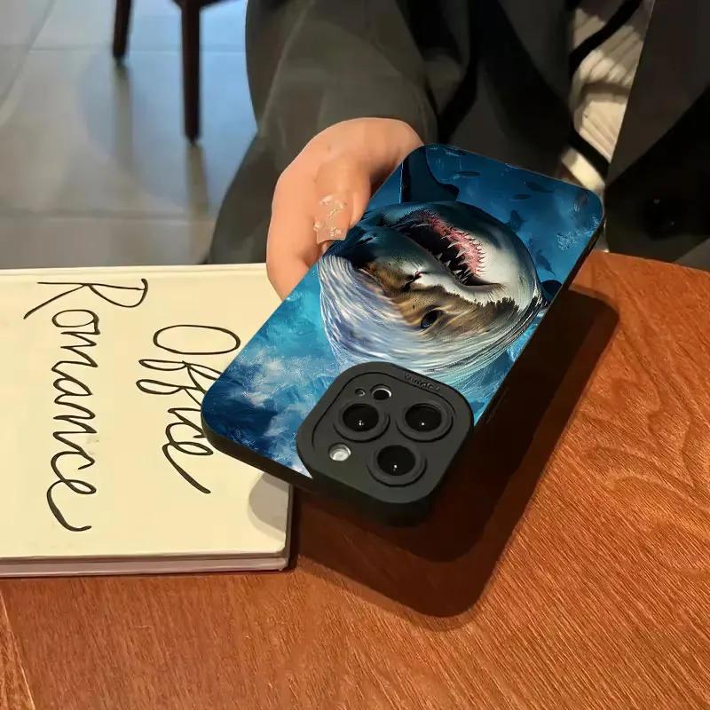 Ocean Whale Shark Swimming Phone Case For iPhone 16 13 12 11 14 15 Pro Max 13 Mini X XS XR Max SE Plus Shockproof Back Cover
