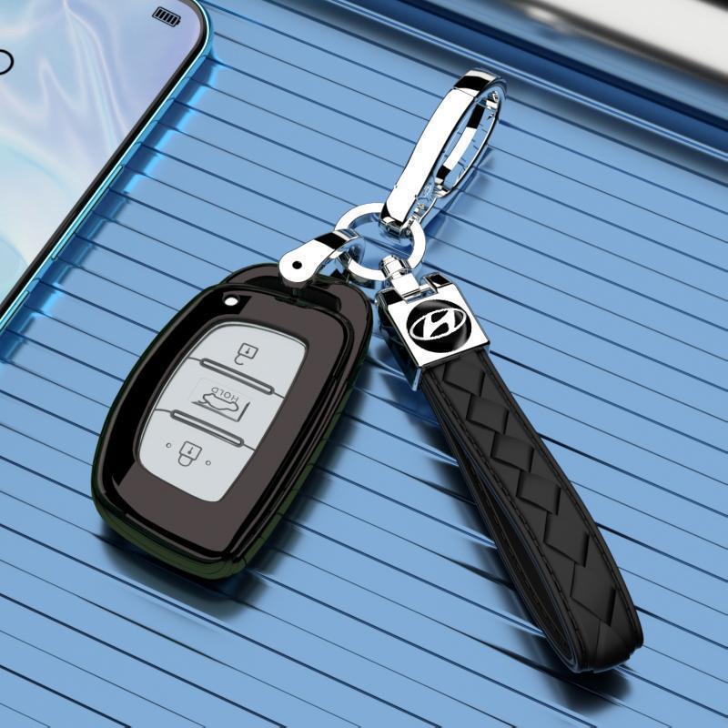 Key Cover Case and Buckle Chain for 2015-2020 Hyundai Tucson - Compatible with Beijing 19 and 2018 models.
