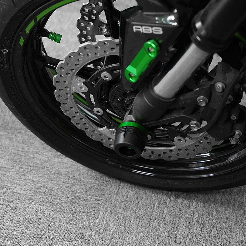 For KAWASAKI Z900 Z650 Z800 ZX6R VERSYS650 NINJA1000 Z1000SX Z1000 R Motorcycle Front Axle Fork Crash Slider Wheel Protector