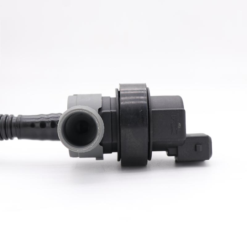 13907618643 Fuel Tank Vent Valve Solenoid for BMW X5 128i 325i 328i 330i 525i 528i 530i E90 E60 E83 E70 13904588396 13907572234