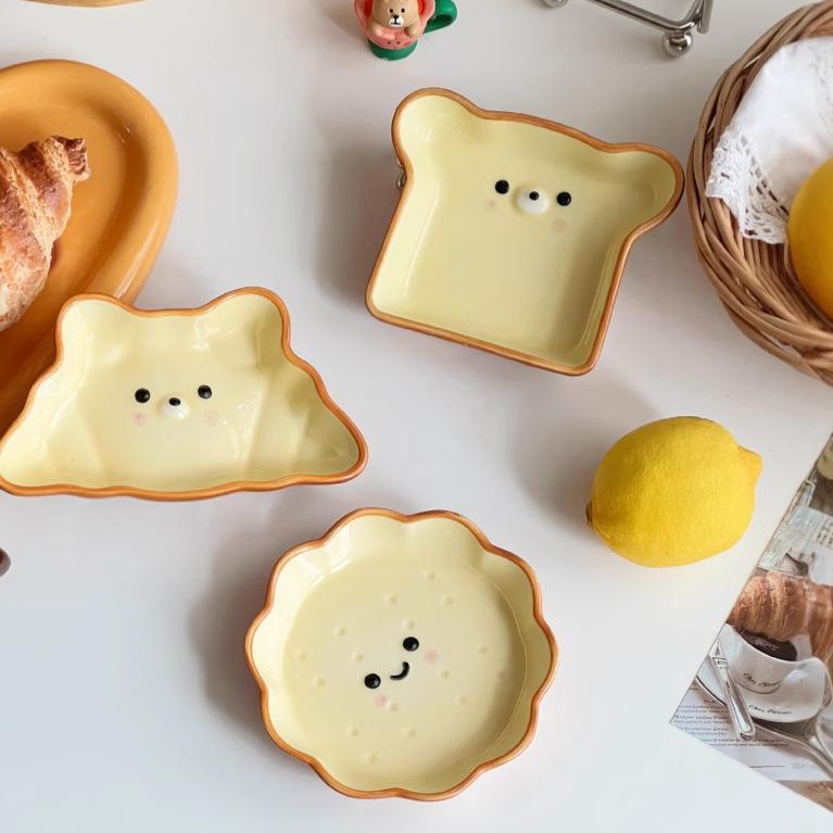 Ceramic Dipping Dish Cute Small Sauce Plate for Soy Sauce Vinegar Hotpot Home Kitchen