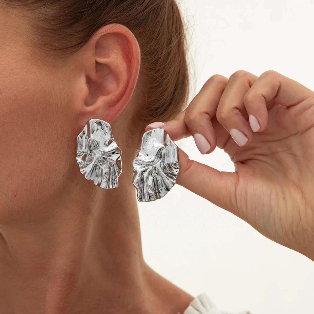 IngeSight.Z Irregular Pleated Gold Color Stud Earrings Women Vintage Geometric Wedding Aesthetic Ear Accessories Jewelry New