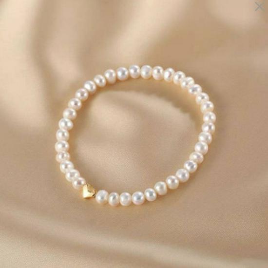Natural Freshwater Pearl Bracelet with Heart Charm - Elegant, Versatile, 2024 Trend Jewelry for Women