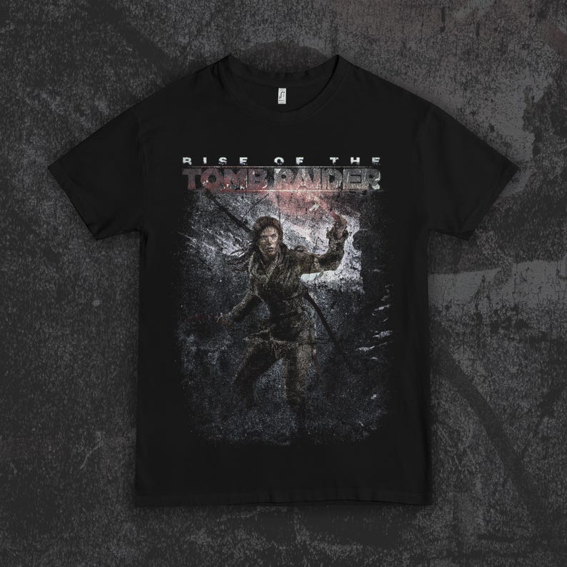 

Tomb Raider: Legacy of Atlantis Lara Croft Retro Game Poster Vintage Washed Oversized Black T-Shirt | Classic Action-Adventure Game Fan Unisex S