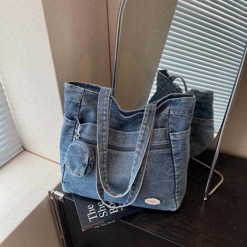 Denim bag women's large-capacity autumn and winter versatile casual shoulder bag student class tote bag