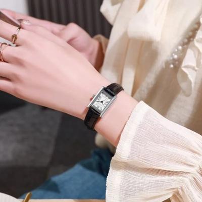 Moda Elegante Design Retângulo Mostrador Roma Couro Quartzo Movimento Relógio de Pulso Feminino para Negócios Novo Relógio Feminino