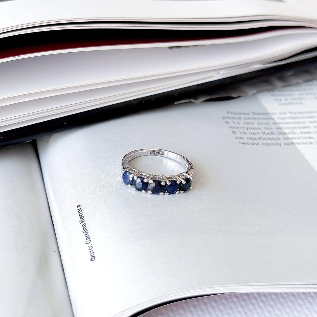 Серебряное кольцо с натуральным сапфиром 1.875ct, вес изделия 2,33 гр (2162551)