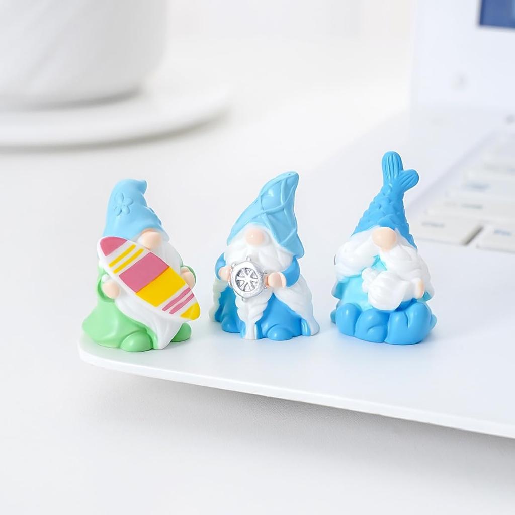 Set of 7 Mini Resin Beach Gnomes Cute Car Accessories, Funny Car Rear View Mirror & Dashboard Decorations, Adorable Auto Interior Ornaments