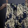 Europäischer Glänzender Seidenjacquardstoff mit dreidimensionaler Texturprägung Retro-Stil für DIY-Nähen Formelle Kleider Bekleidung
