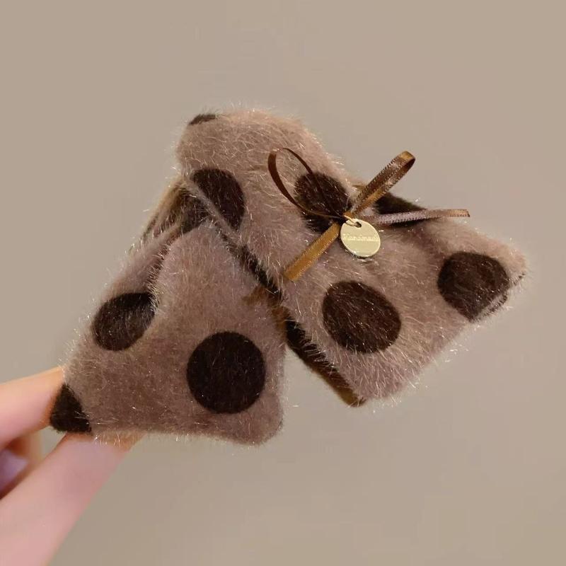 Autumn Winter Leopard Print Polka Dot Plush Triangle Hair Clip Back Of The Head Hair Shark Clip Women Headwear