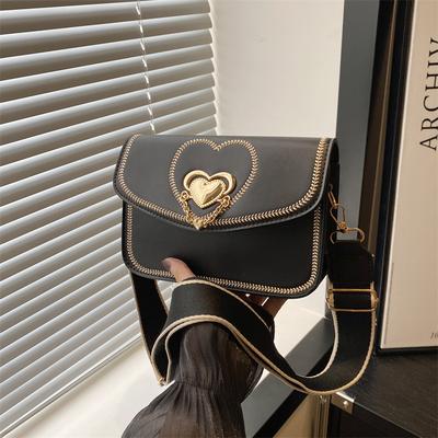 Fashion Trendy Love Shoulder Messenger Bag Summer Wide Shoulder Strap Embroidered Thread Saddle Bag