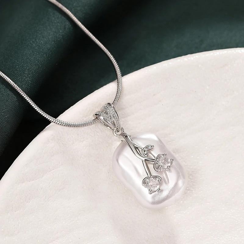 

Huitan Unique Irregular Imitation Pearl Pendant Necklace with Flower Design Shiny Modern Elegant Accessory Temperament Jewelry 40cm 5cm