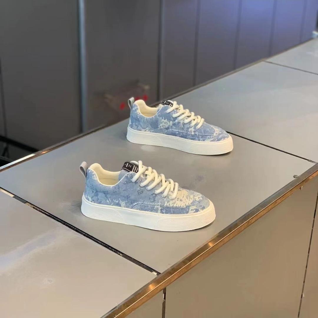 

2024 spring trendy shoes new board shoes cloth surface comfortable lightweight casual men s shoes sports shoes men s breathable shoes 44