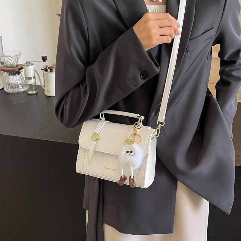 Women's temperament simple small bag 2025 spring new high-value versatile shoulder messenger bag small square bag