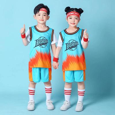 Conjunto de Entrenamiento Deportivo de Verano para Estudiantes: Uniforme de Baloncesto y Disfraz de Rendimiento para Niños y Jardín de Infancia