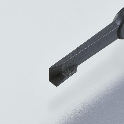 JIT: The savior of groove cleaning! One tool fits four widths. It scrapes out all the dirt from gaps and grooves. A groove expert who cleans all the d