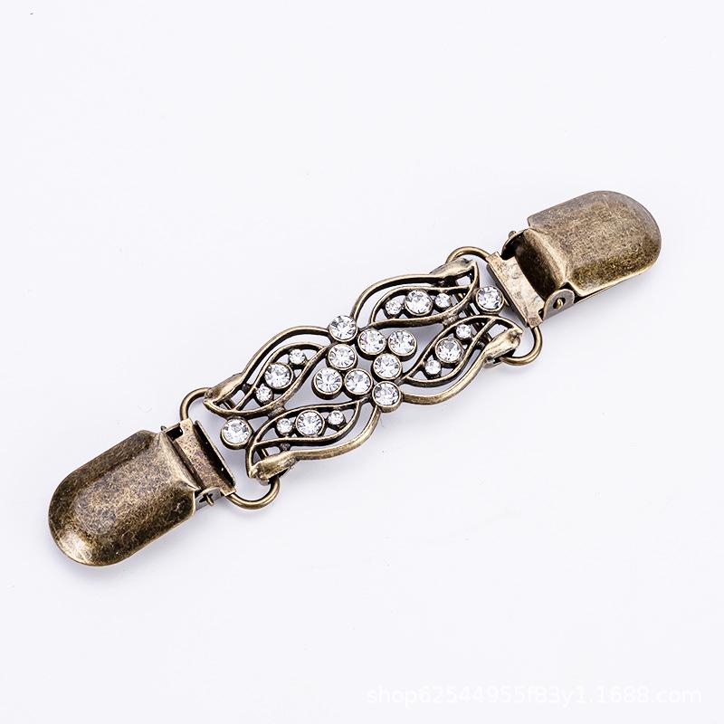 Vintage Diamond Scarf and Sweater Clip – Retro Alloy Brooch for Women