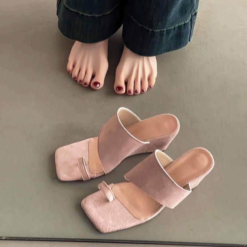 Clip thumb slope heel thick sole high heel beach shoes square head summer fashion casual thin feet literally cool slippers women's shoes